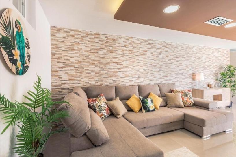 Fantástica Villa reformada con piscina privada Costa Adeje  Exterior foto